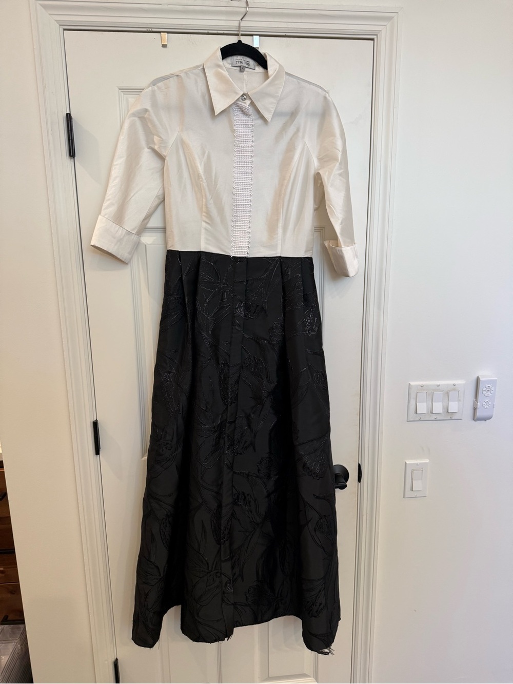Teri Jon by Rickie Freeman Collared Taffeta Ball Gown Floral Skirt Dress size 4